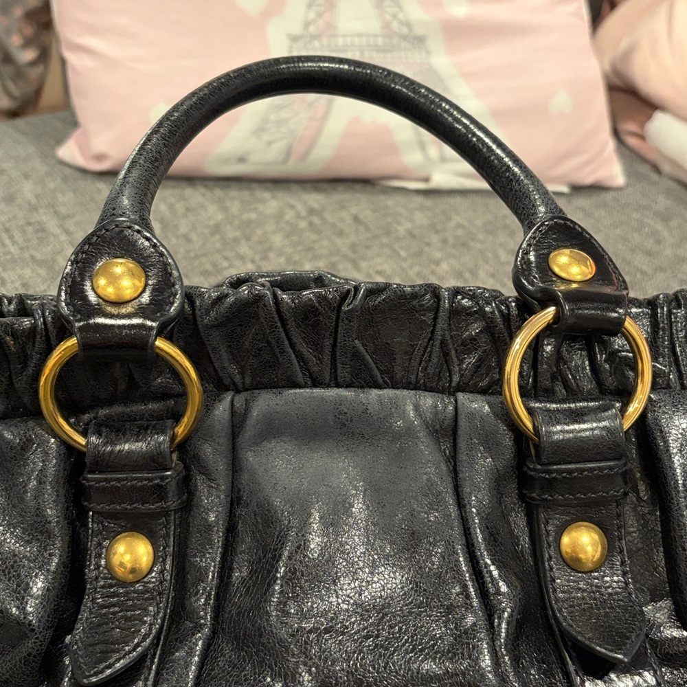 Miu Miu
Vitello leather crossbody bag - Picture 8 of 10